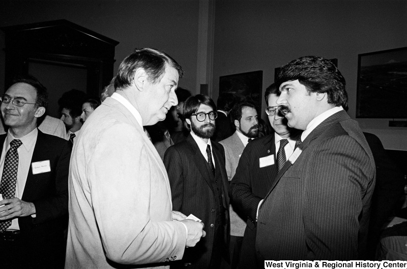 Donald Fuqua talks with Richard Trumka and others.