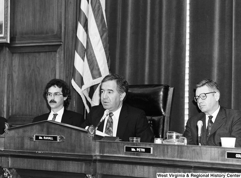 Photograph of Congressmen Nick Rahall and Thomas Petri at a hearing