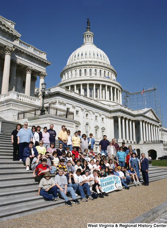 Photograph of Congressman Nick Rahall with a group of students from Brook View Elementary School