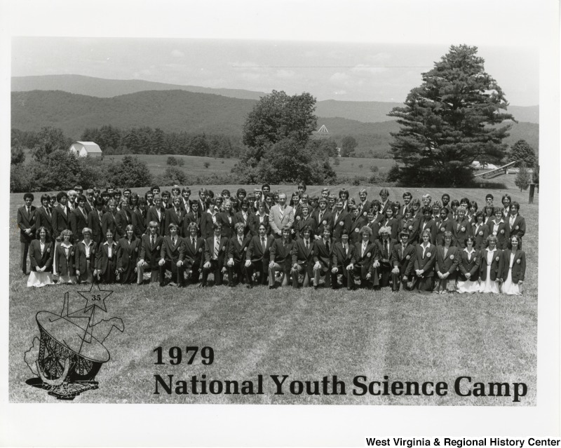 A group photograph of the 1979 National Youth Science Camp.