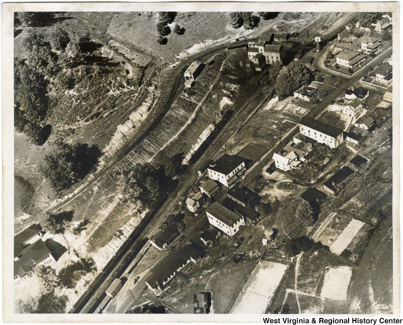 Black and white aerial photograph of Crumpler, West Virginia. The back of the photo has written on it: "This is Crumpler, WV Made between 1915 - 1918 This is a town where we live."