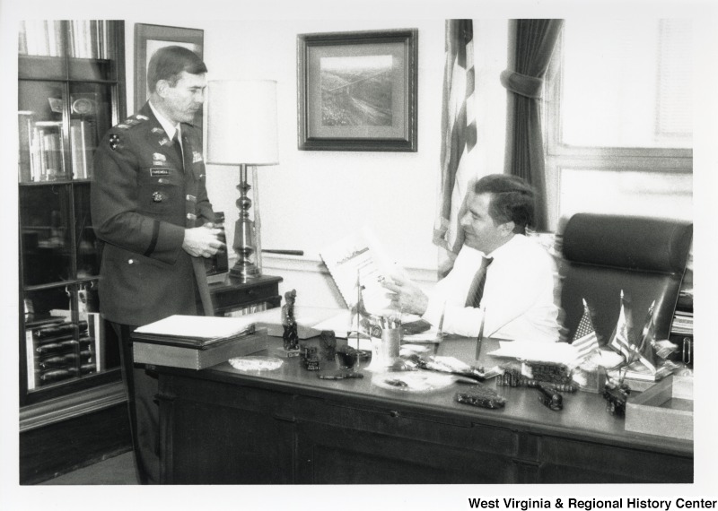 Congressman Nick Rahall with Colonel Farwell at a British Commerce Meeting.