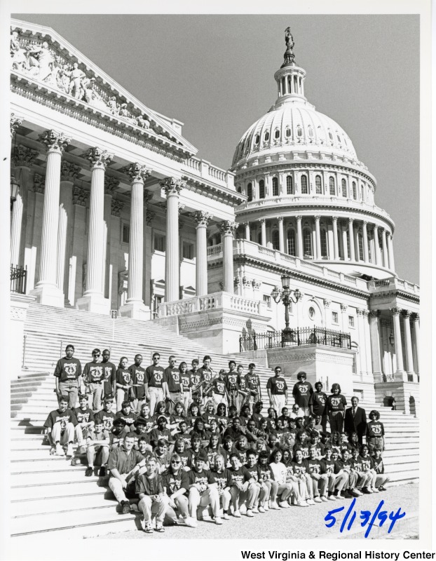 Congressman Nick Rahall (D-WV) with Bluefield Junior High Band students at the United States Capitol building.