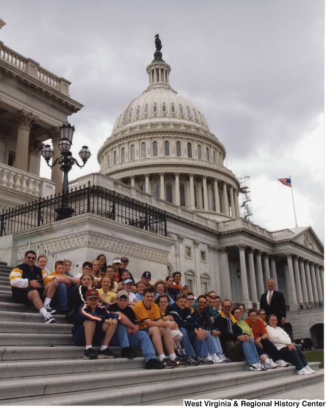 Congressman Nick Rahall (D-WV) with unidentified Glade Elementary School students in front of the United States Capitol.