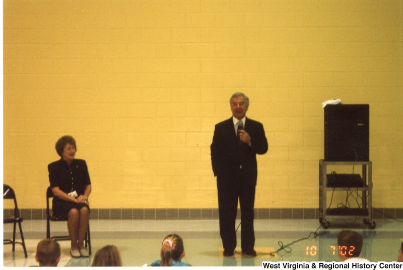 Congressman Nick Rahall (D-WV) speaking at Barboursville Elementary School.